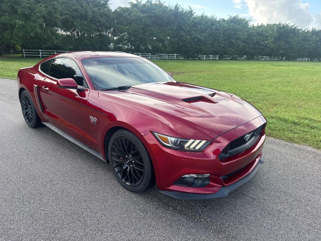 2017 Ford Mustang - $39,995